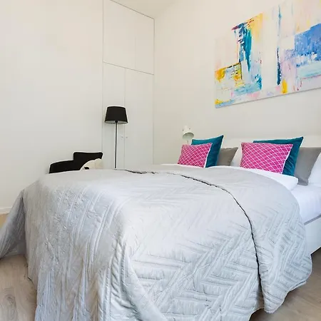 Montevideo Apartment Zagabria Esterno foto